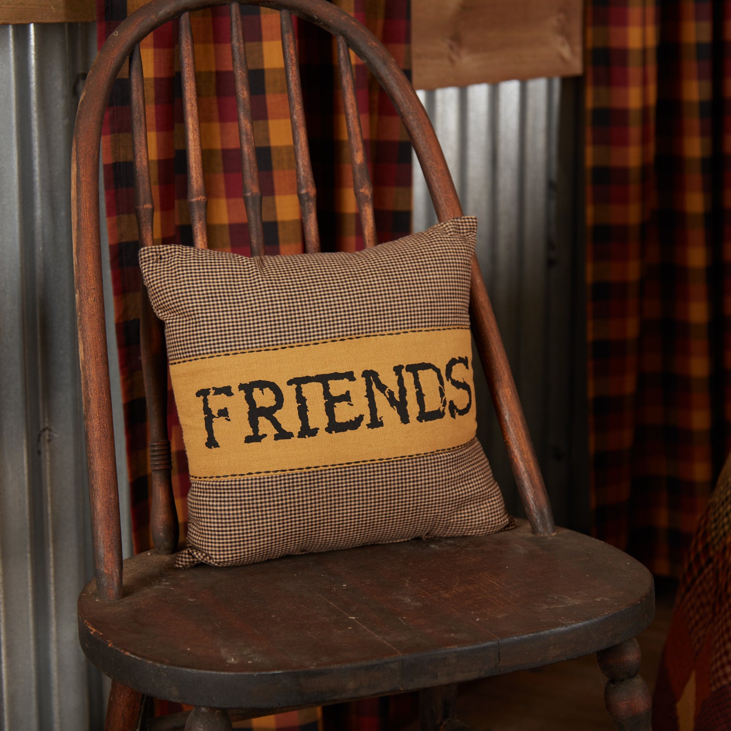 34238-Heritage-Farms-Friends-Pillow-12x12-image-3