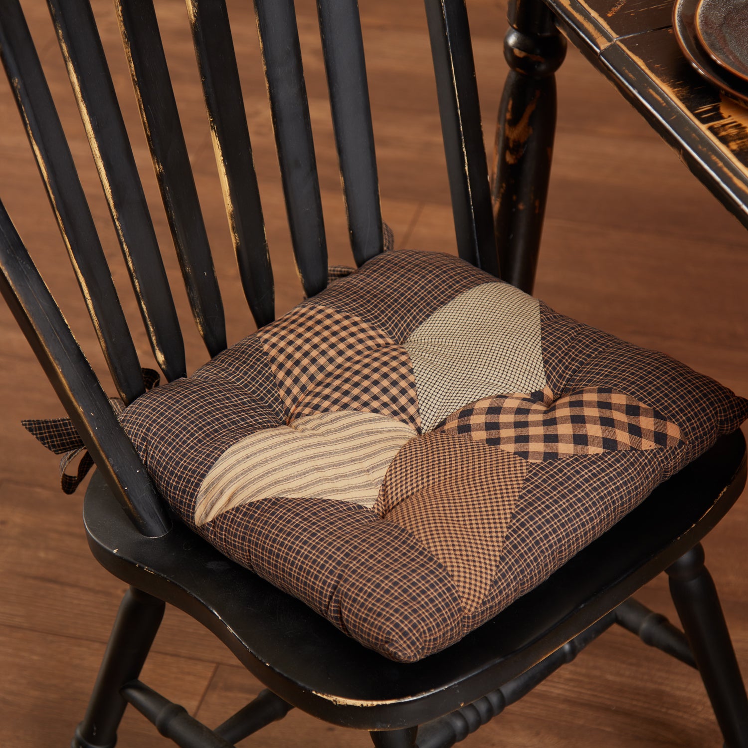 Farmhouse chair outlet cushions