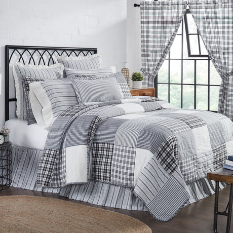 80435-Sawyer-Mill-Black-Twin-Quilt-68Wx86L-image-7