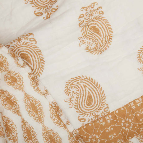 70034-Avani-Gold-Queen-Quilt-90Wx90L-image-3