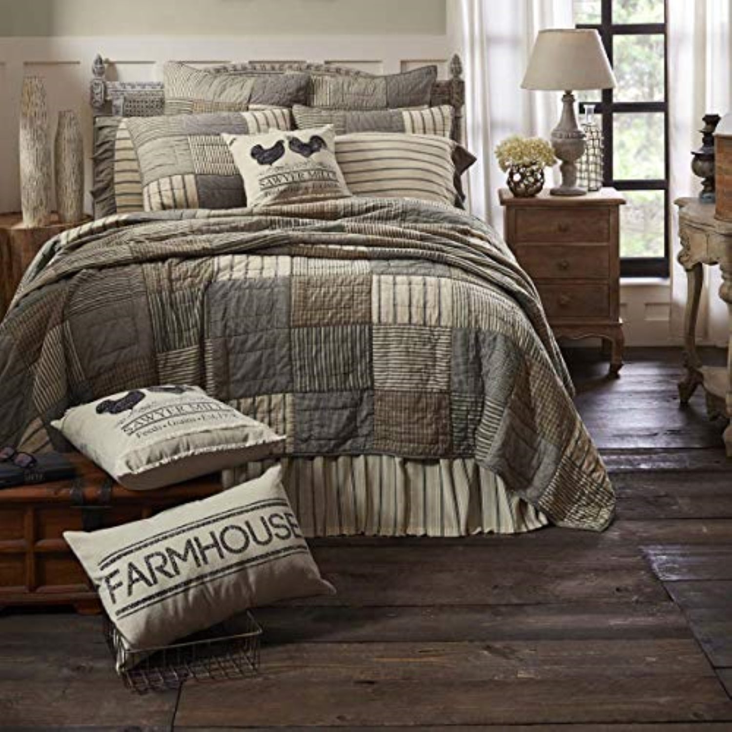 38034-Sawyer-Mill-Charcoal-Luxury-King-Quilt-120Wx105L-image-8
