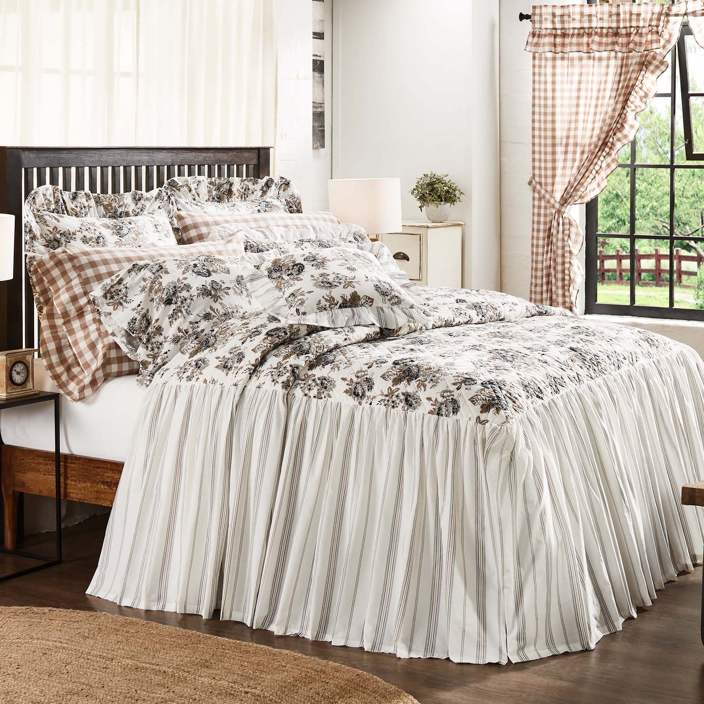 70011-Annie-Portabella-Floral-Ruffled-King-Coverlet-80x76-27-image-3