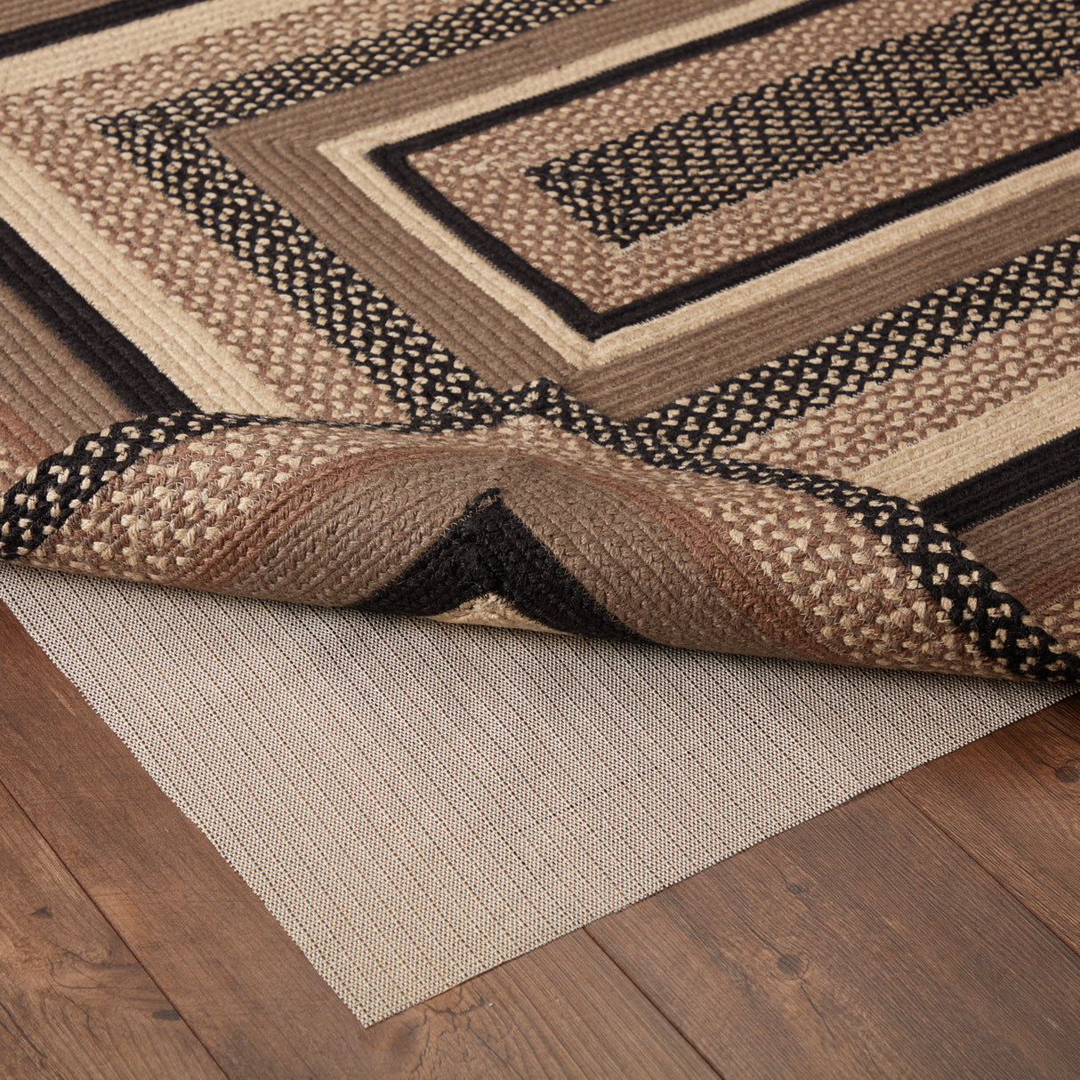 69404-Sawyer-Mill-Charcoal-Creme-Jute-Rug-Rect-w-Pad-48x72-image-8