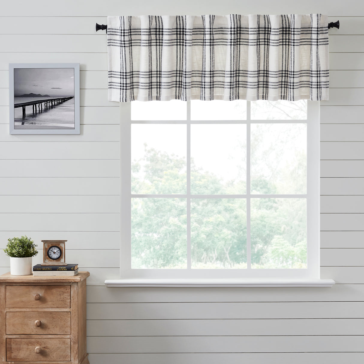 80305-Black-Plaid-Valance-19x90-image-6