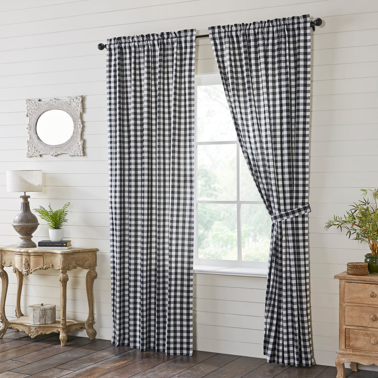 81484-Annie-Buffalo-Black-Check-Panel-Set-of-2-96x50-image-5