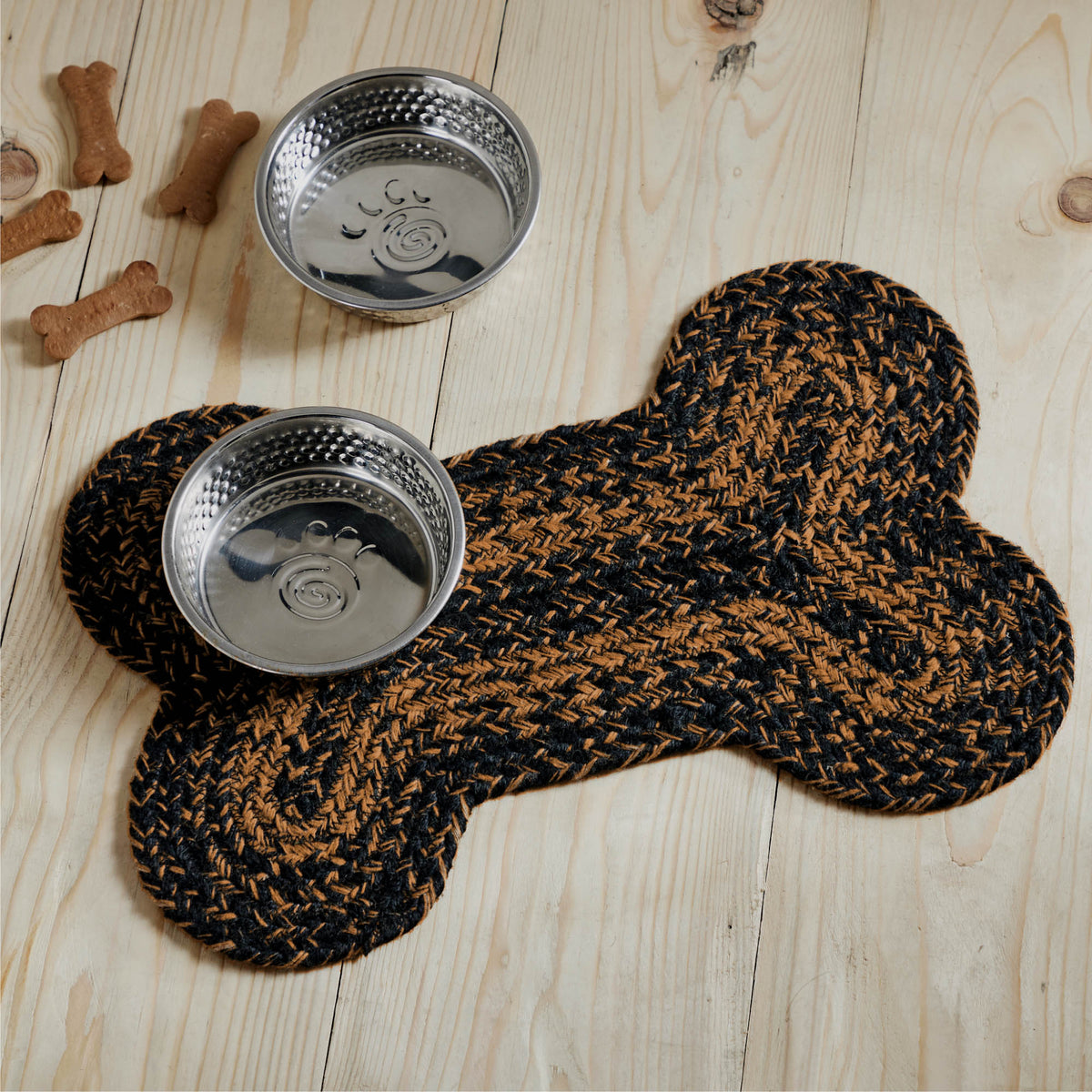 Bone Rug Black & Tan Indoor/Outdoor Bone Rug – VHC Brands Home Decor