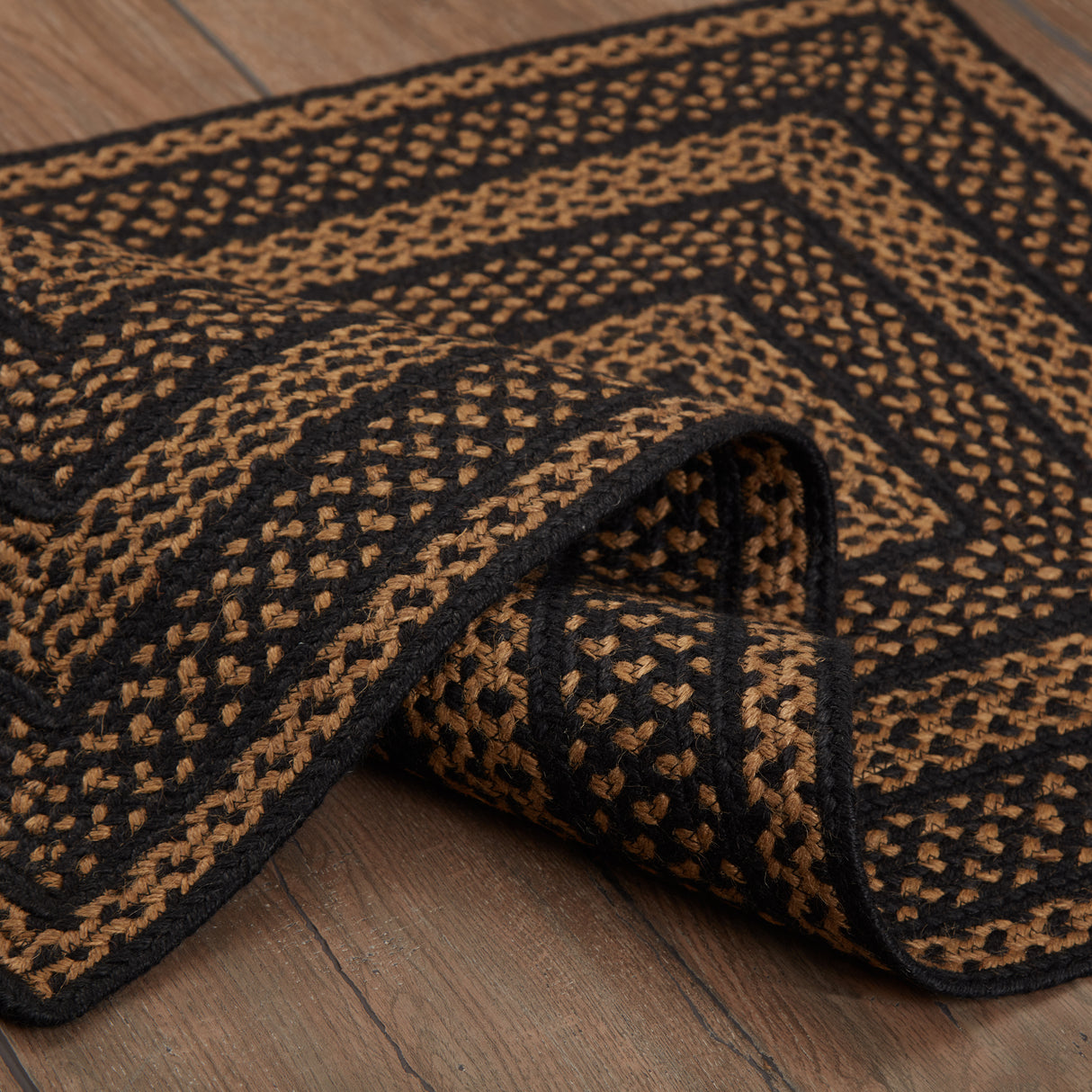 69429-Black-Tan-Jute-Rug-Rect-w-Pad-27x48-image-8