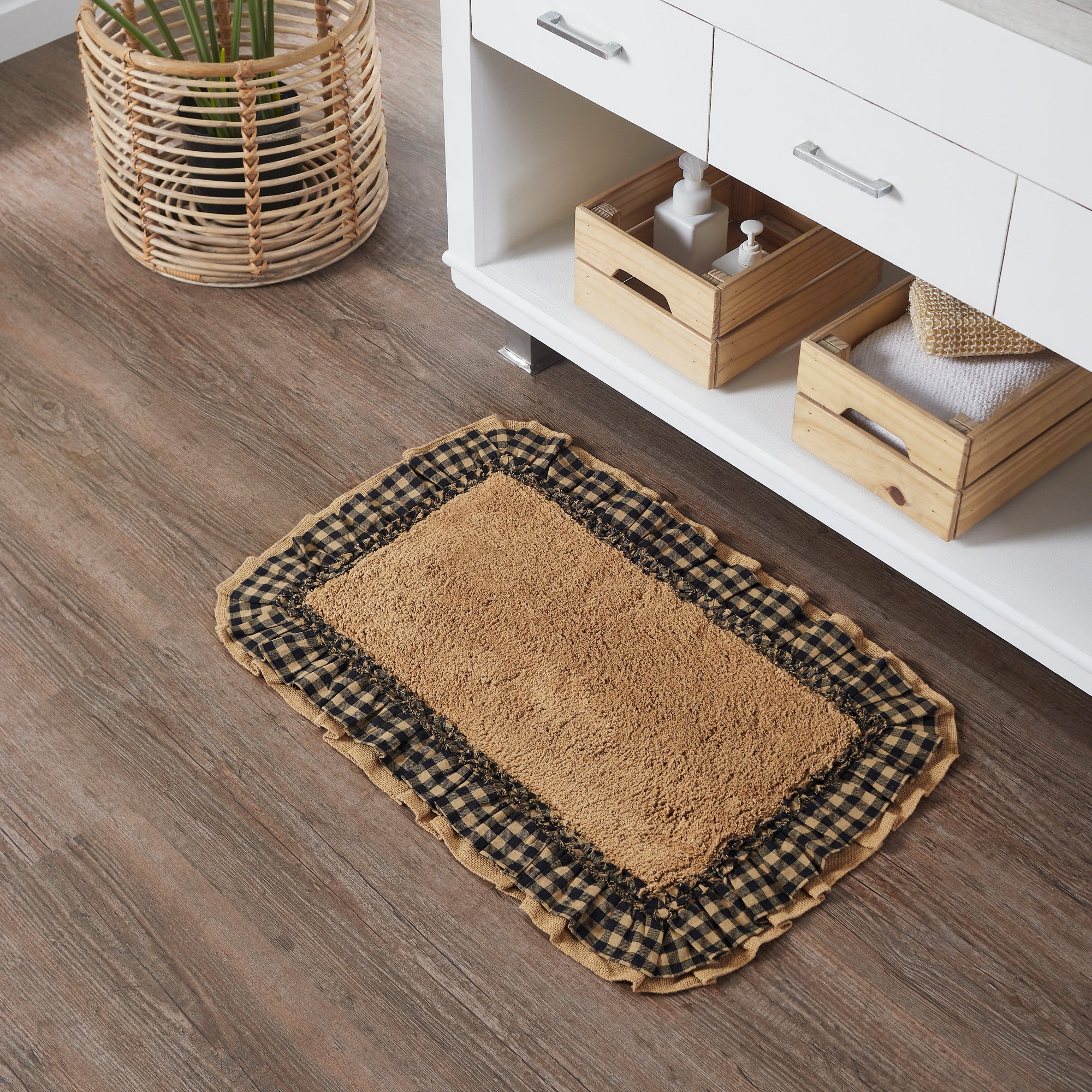 VHC Brands Burlap Natural & Black Check Farmhouse Bathmat 20x30, Anti-Slip Cotton Bath Rug With Ruffled Edge