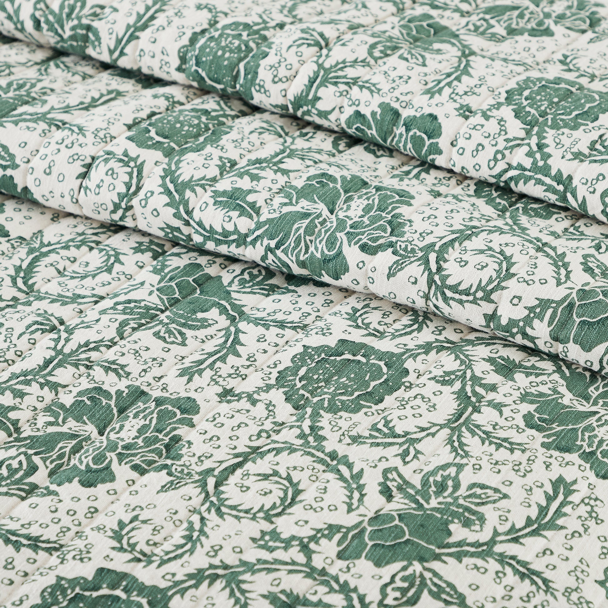 81210-Dorset-Green-Floral-Luxury-King-Quilt-120WX105L-image-4