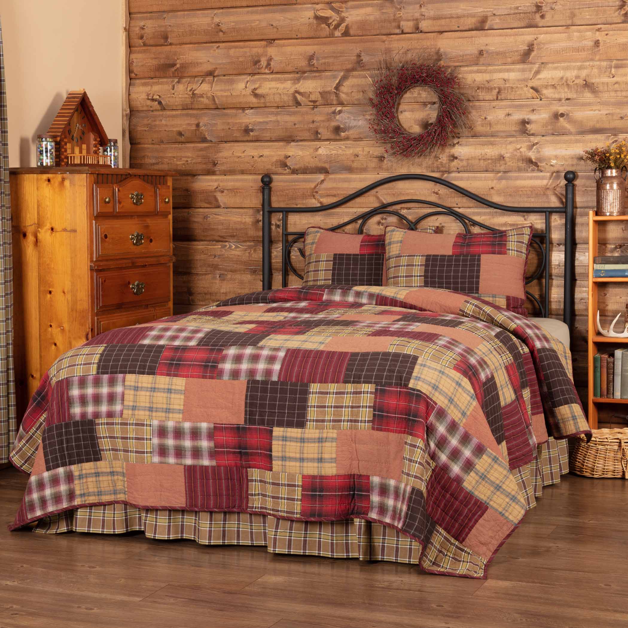 Farmhouse Country Queen Quilt Ethan by VHC deals Brands 94