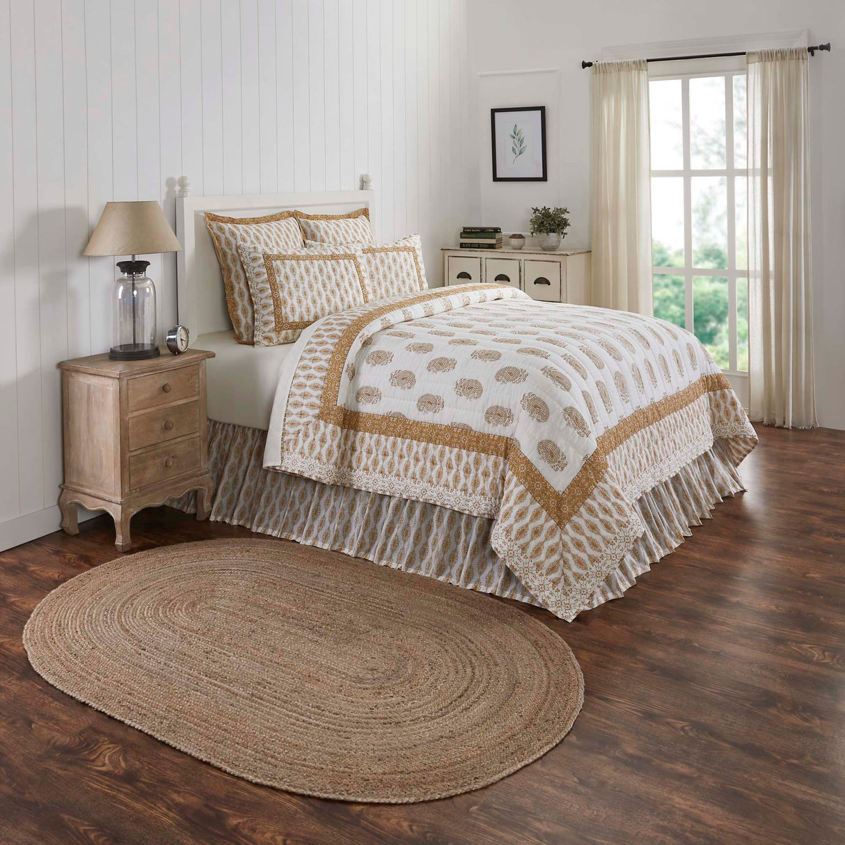 70032-Avani-Gold-Luxury-King-Quilt-120Wx105L-image-5