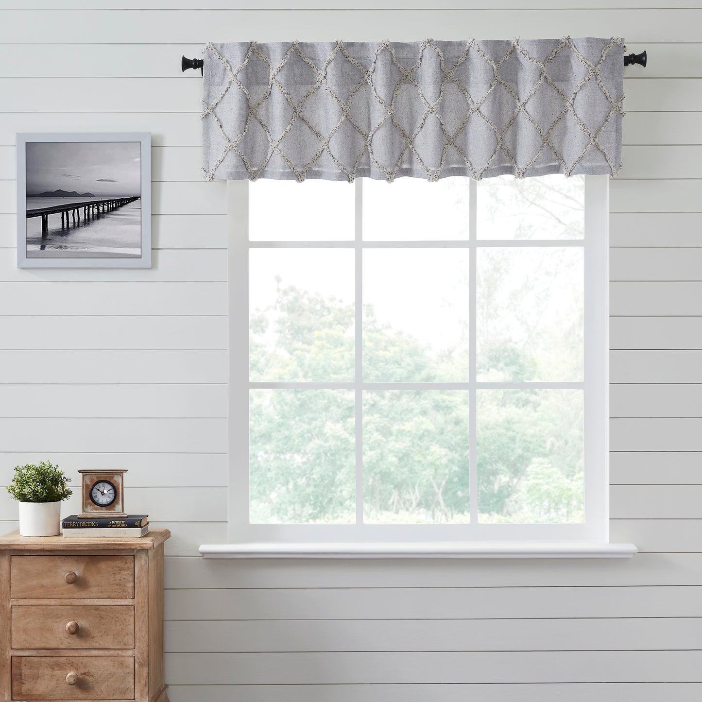 80516-Frayed-Lattice-Creme-Black-Valance-16x72-image-1