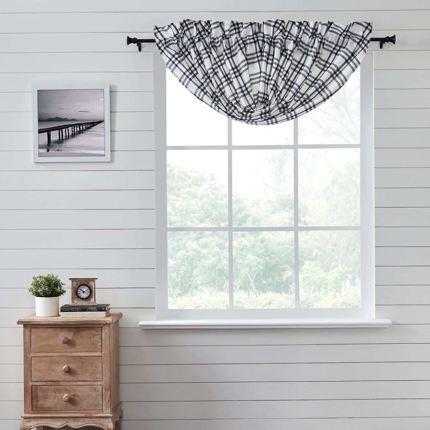 80478-Sawyer-Mill-Black-Plaid-Balloon-Valance-15x60-image-6