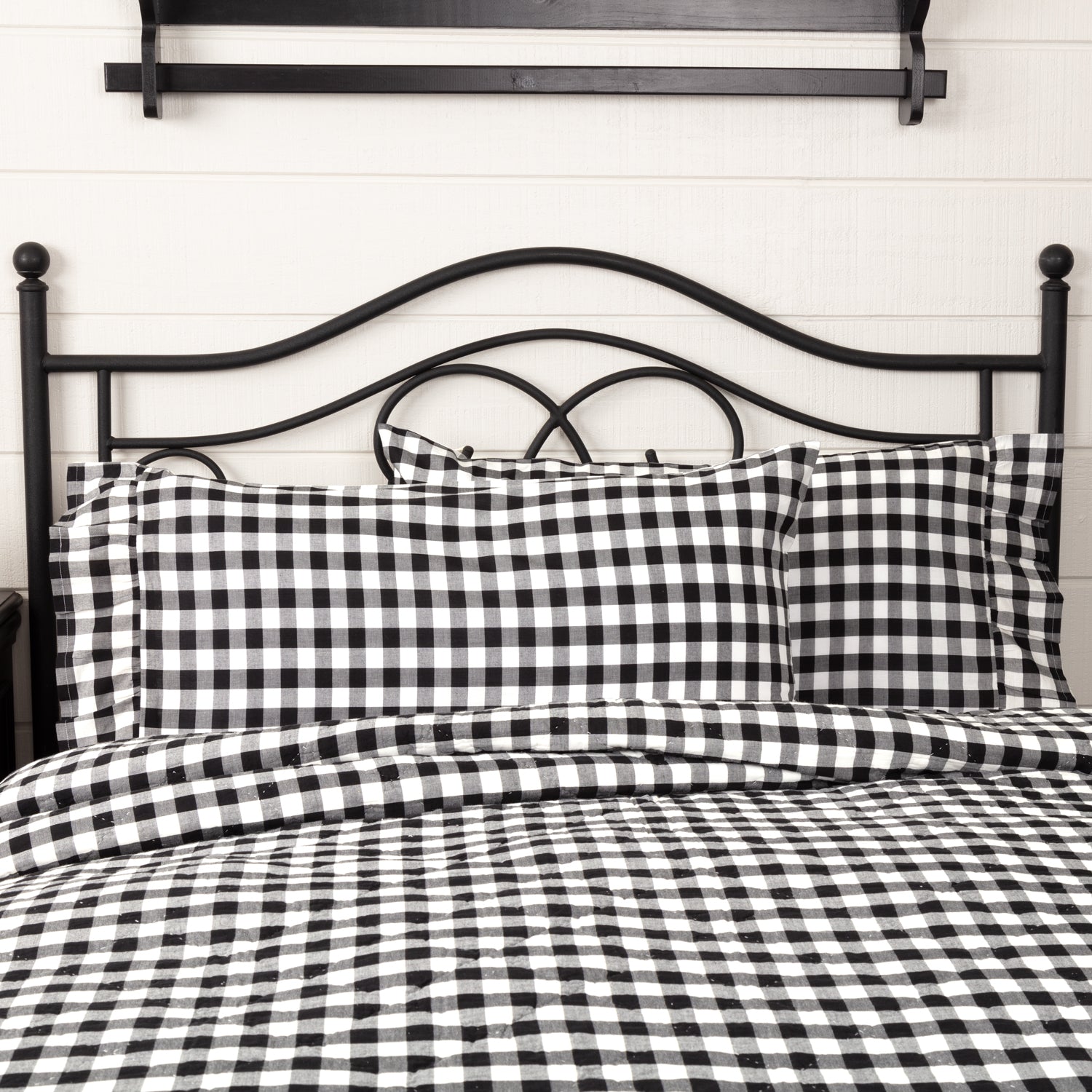51750-Annie-Buffalo-Black-Check-King-Pillow-Case-Set-of-2-21x36-4-image-3
