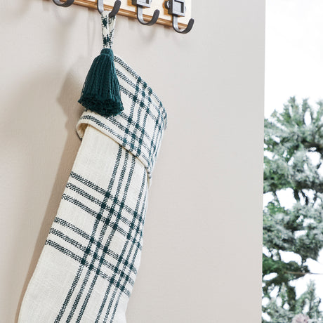 80428-Pine-Grove-Plaid-Stocking-12x20-image-5