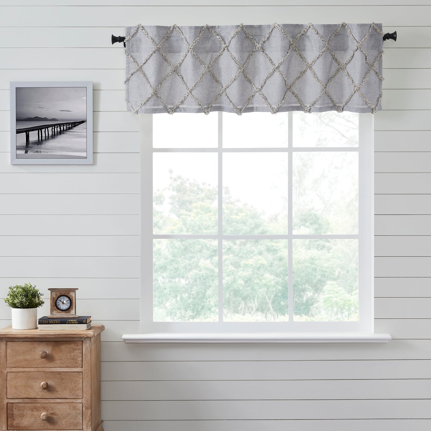 80515-Frayed-Lattice-Creme-Black-Valance-16x60-image-6